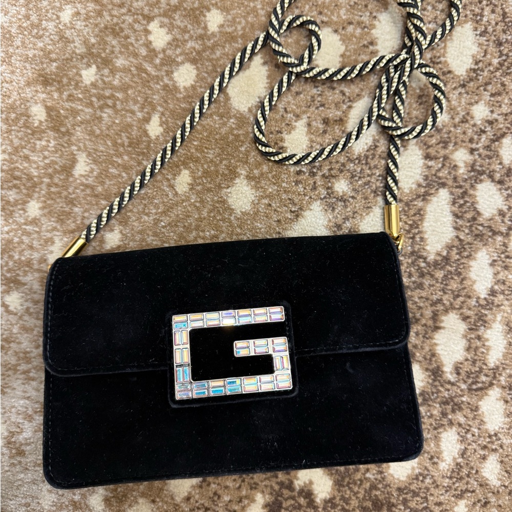 Gucci Elegant Black Designer Shoulder Bag